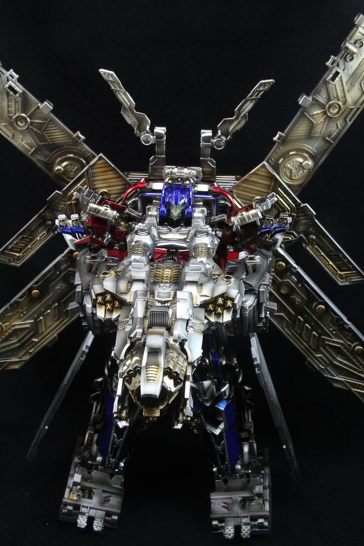 the biggest optimus prime toy